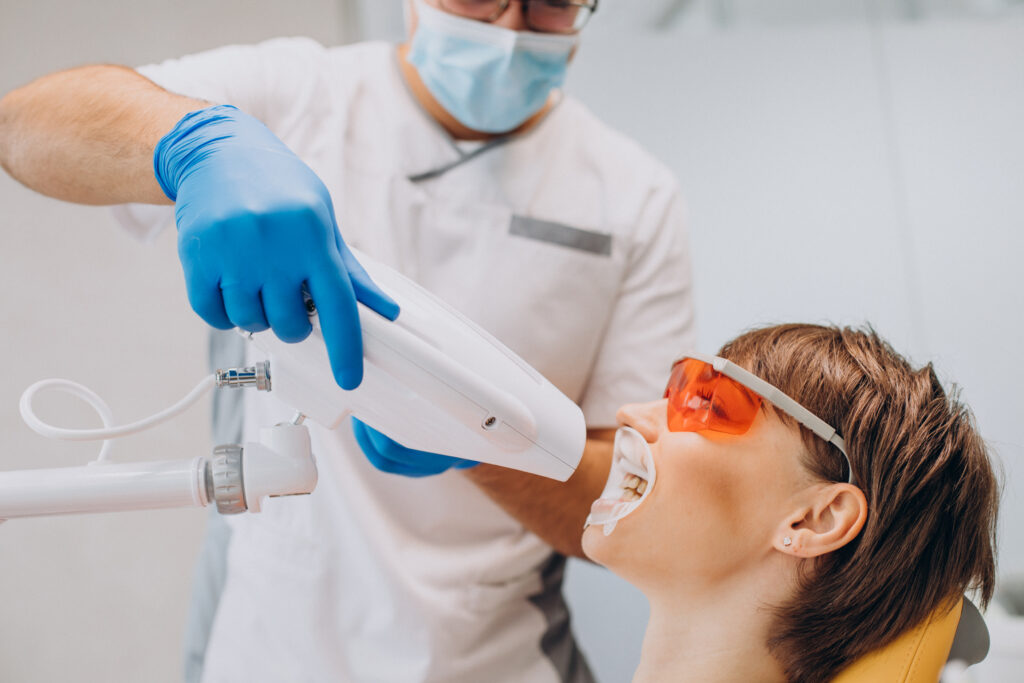 Uso del láser en odontología: Pros y Contras.